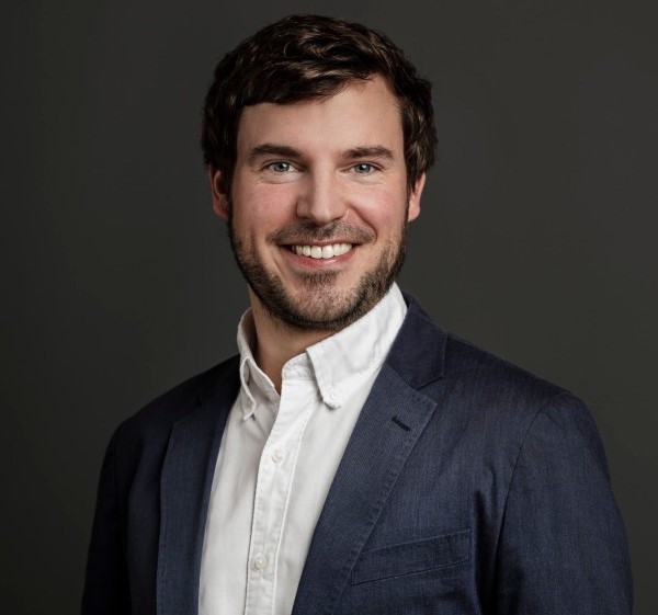 Prof. Dennis Kochmann